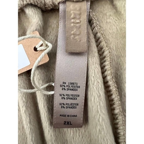 SKIMS Velour High Waist Jogger Pants in Gold - Picture 12 of 13